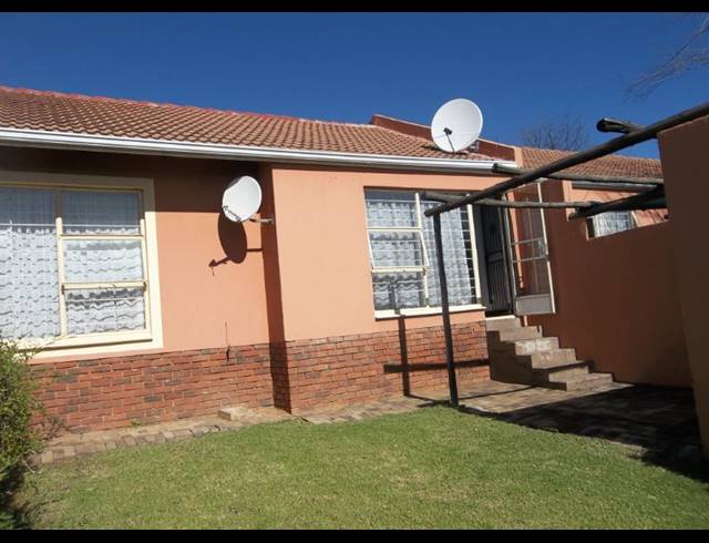 2 BEDROOM HOUSE FOR SALE IN ALAN MANOR